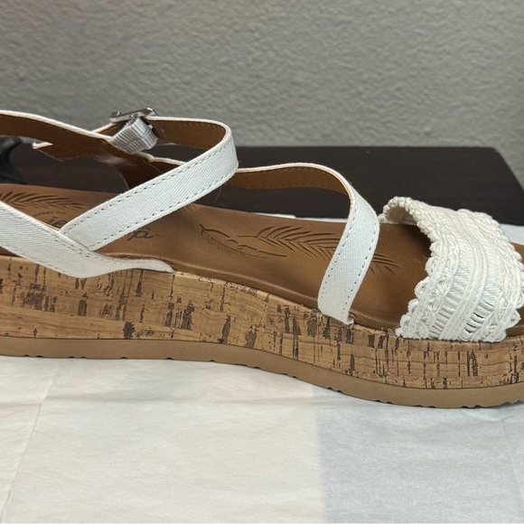 Jellypop White and Brown Strappy Sandals with Platform size 10M - Picture 8 of 9